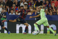 Levante 2-3 Barcelona Gol Bunuh Diri Penentu Kemenangan